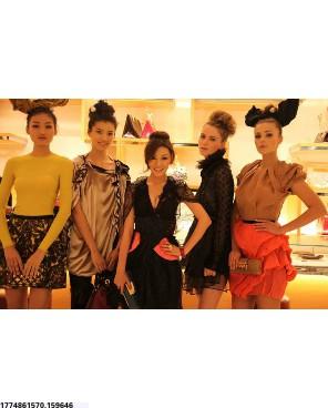 丹尼斯·法里纳